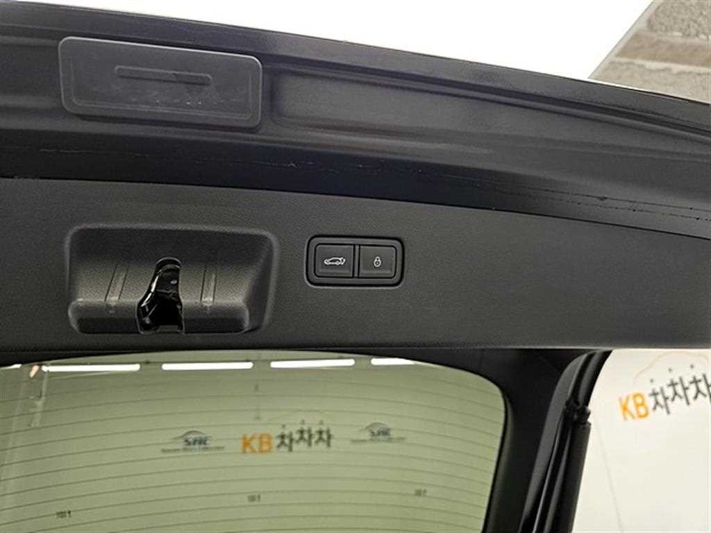 제네시스 GV60 스탠다드 2WD 이미지 20