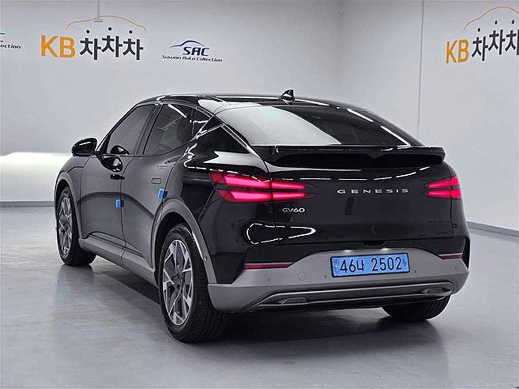 제네시스 GV60 스탠다드 2WD 이미지 3