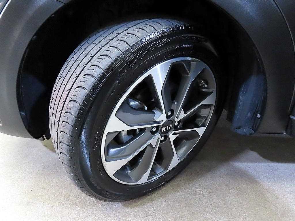 기아 스토닉 디젤 1.6 트렌디 이미지 19