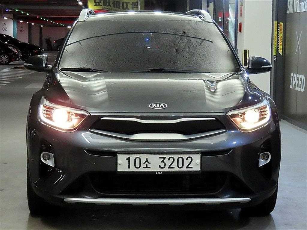 기아 스토닉 디젤 1.6 트렌디 이미지 2