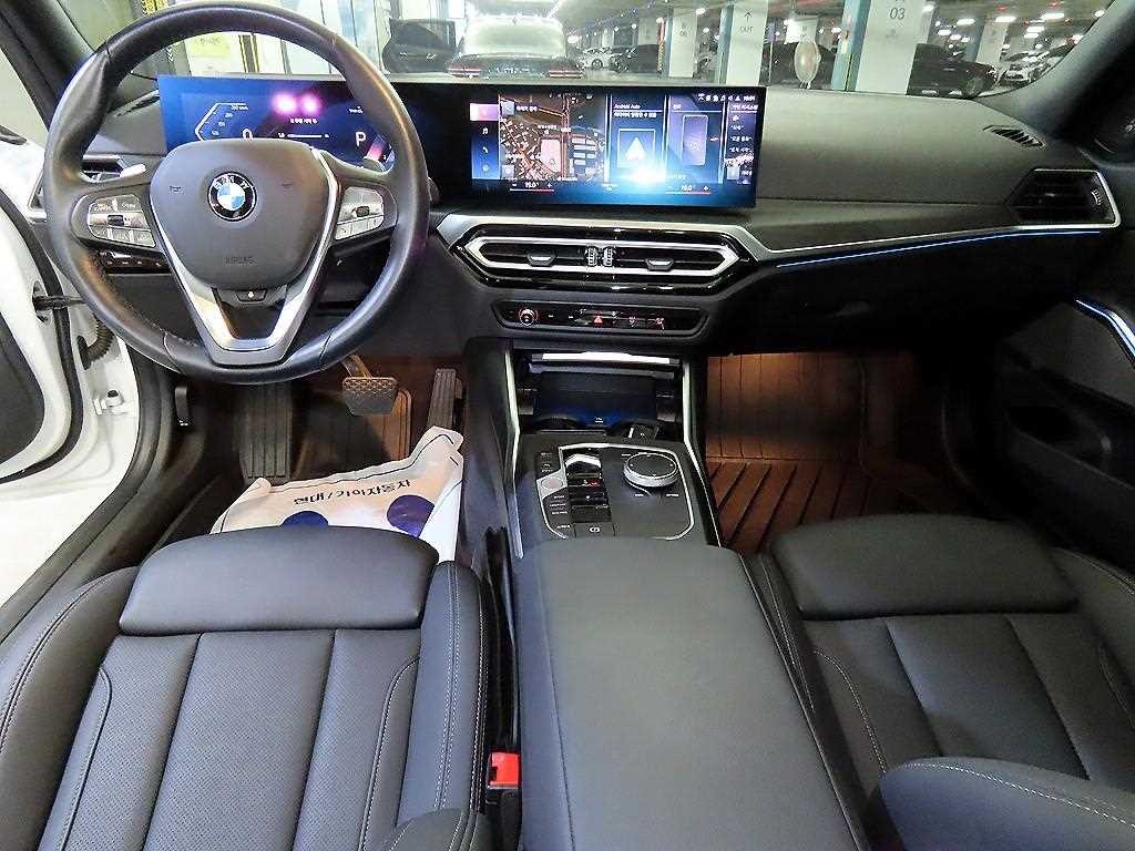 BMW 3시리즈 3시리즈 (G20) 320i 투어링 이미지 10