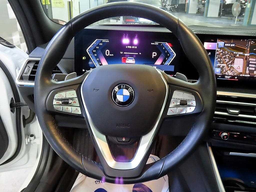 BMW 3시리즈 3시리즈 (G20) 320i 투어링 이미지 8