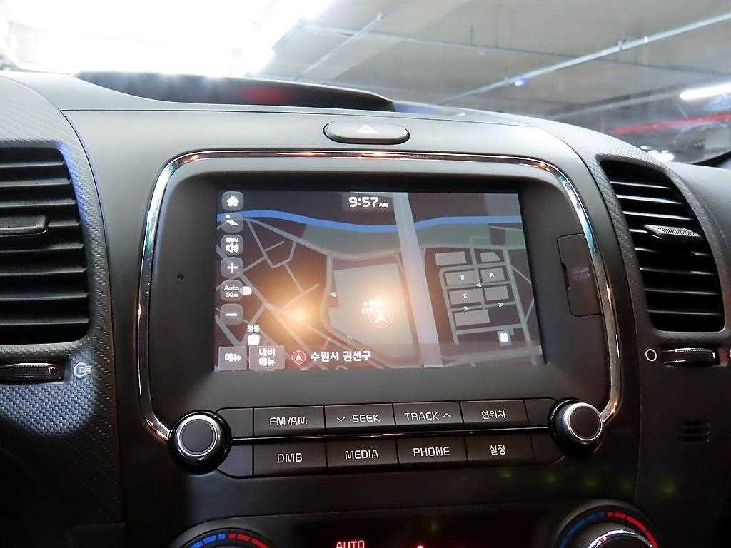 기아 K3 더뉴 K3 1.6 GDI 트렌디 스타일 이미지 13
