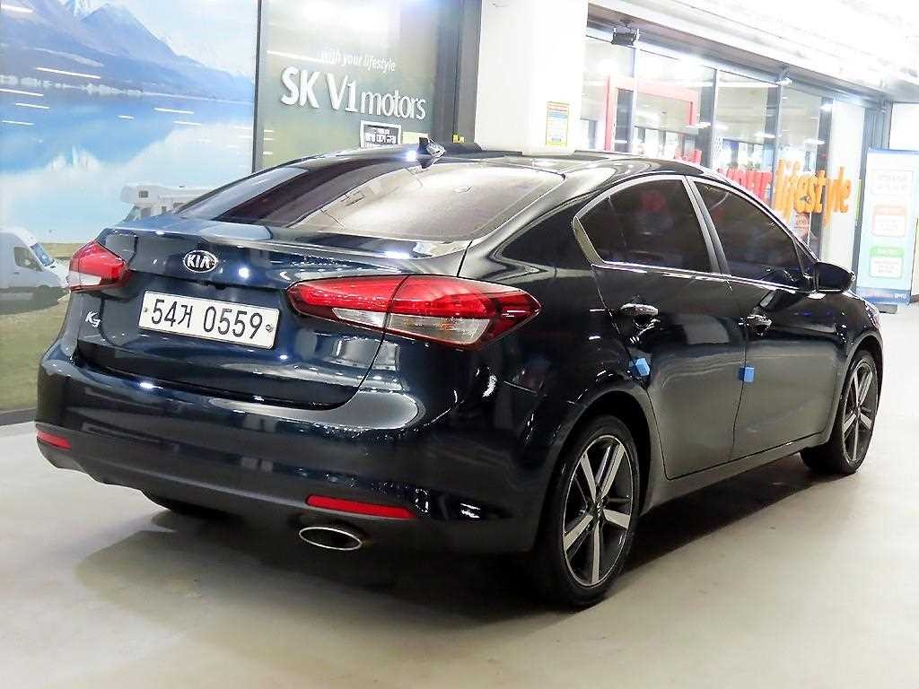 기아 K3 더뉴 K3 1.6 GDI 트렌디 스타일 이미지 4