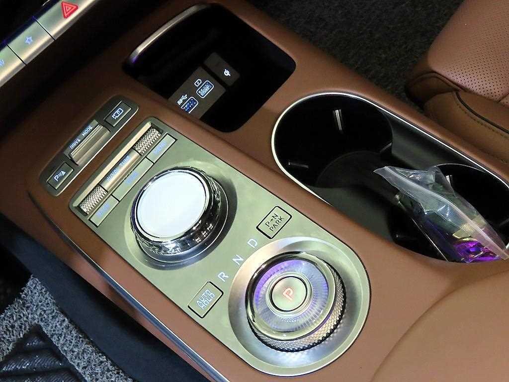 제네시스 GV70 2.5T 가솔린 2WD 기본형 이미지 12