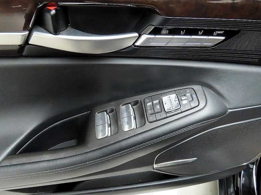 제네시스 EQ900 3.3 T-GDI AWD 프리미엄 럭셔리 이미지 11