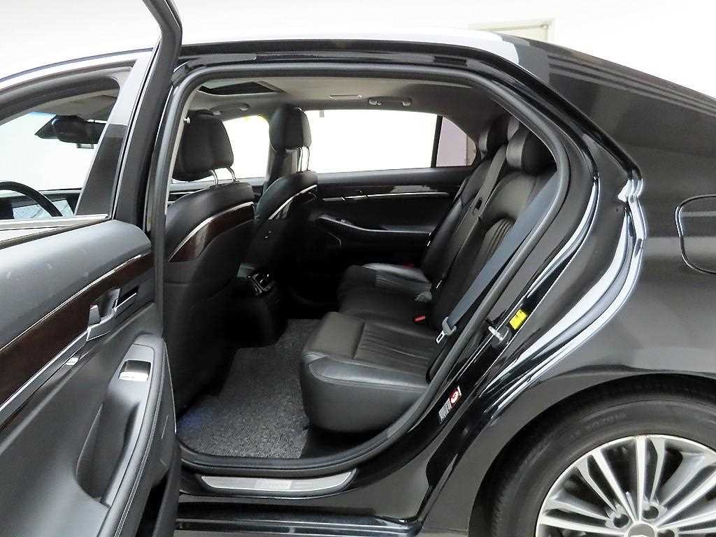 제네시스 EQ900 3.3 T-GDI AWD 프리미엄 럭셔리 이미지 14