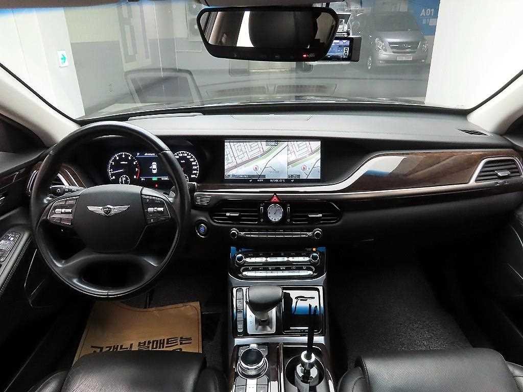 제네시스 EQ900 3.3 T-GDI AWD 프리미엄 럭셔리 이미지 8