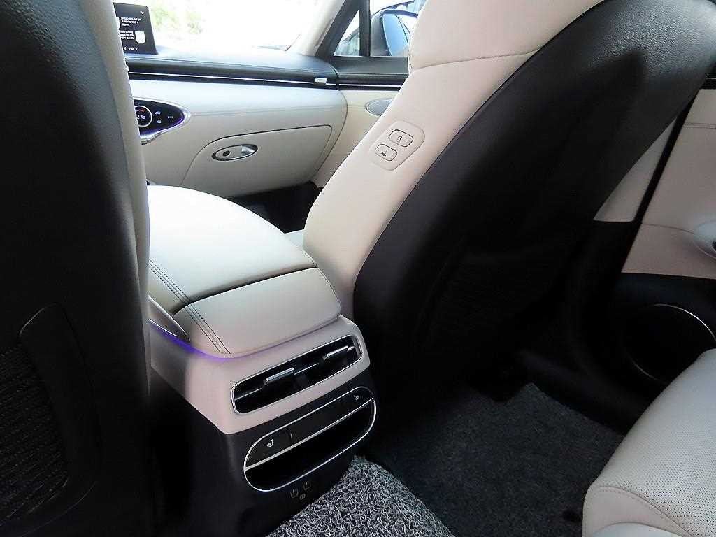제네시스 GV70 2.5T 가솔린 2WD 이미지 16