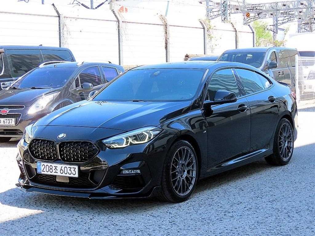 BMW 2시리즈 2시리즈 그란쿠페 (F44) 220i M 스포츠 이미지 2