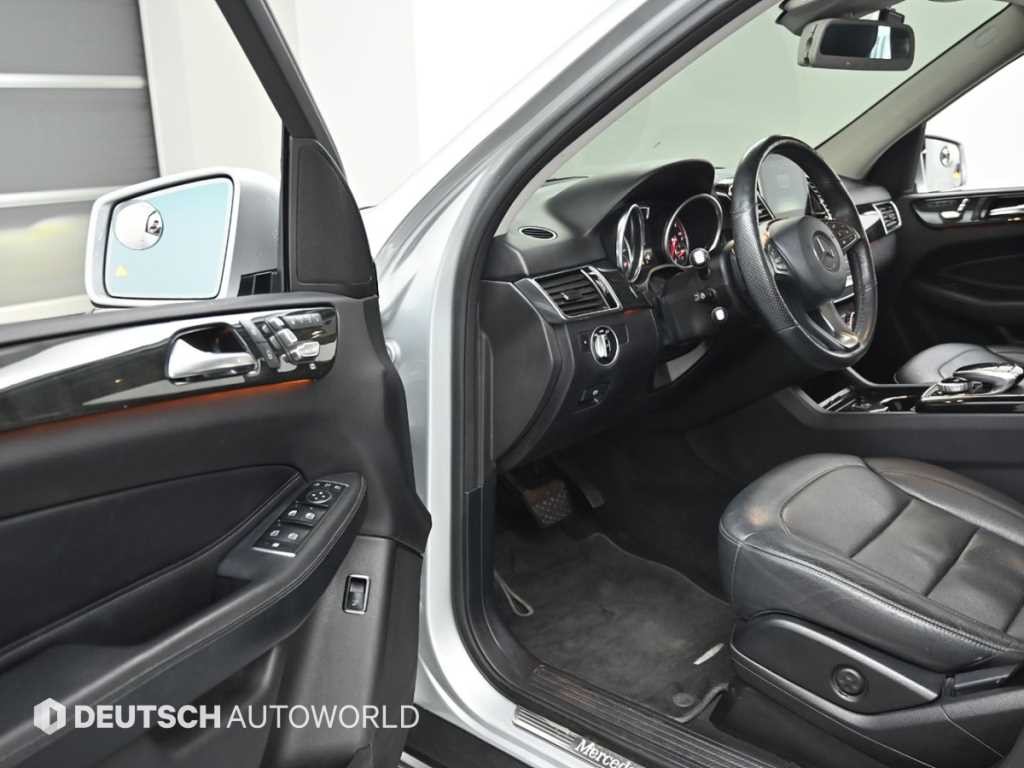 벤츠 GLE 클래스 GLE 클래스 W166 GLE 350 d 4MATIC 이미지 11