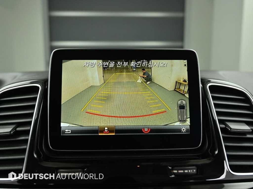 벤츠 GLE 클래스 GLE 클래스 W166 GLE 350 d 4MATIC 이미지 15