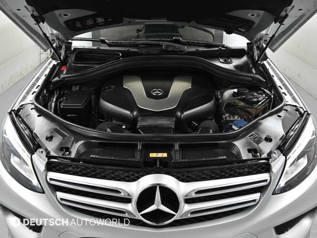 벤츠 GLE 클래스 GLE 클래스 W166 GLE 350 d 4MATIC 이미지 6