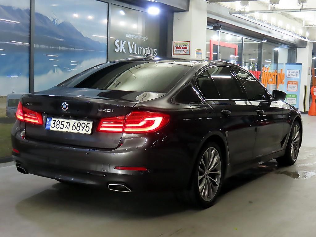 BMW 5시리즈 5시리즈 (G30) 540i xDrive 럭셔리 플러스 이미지 4