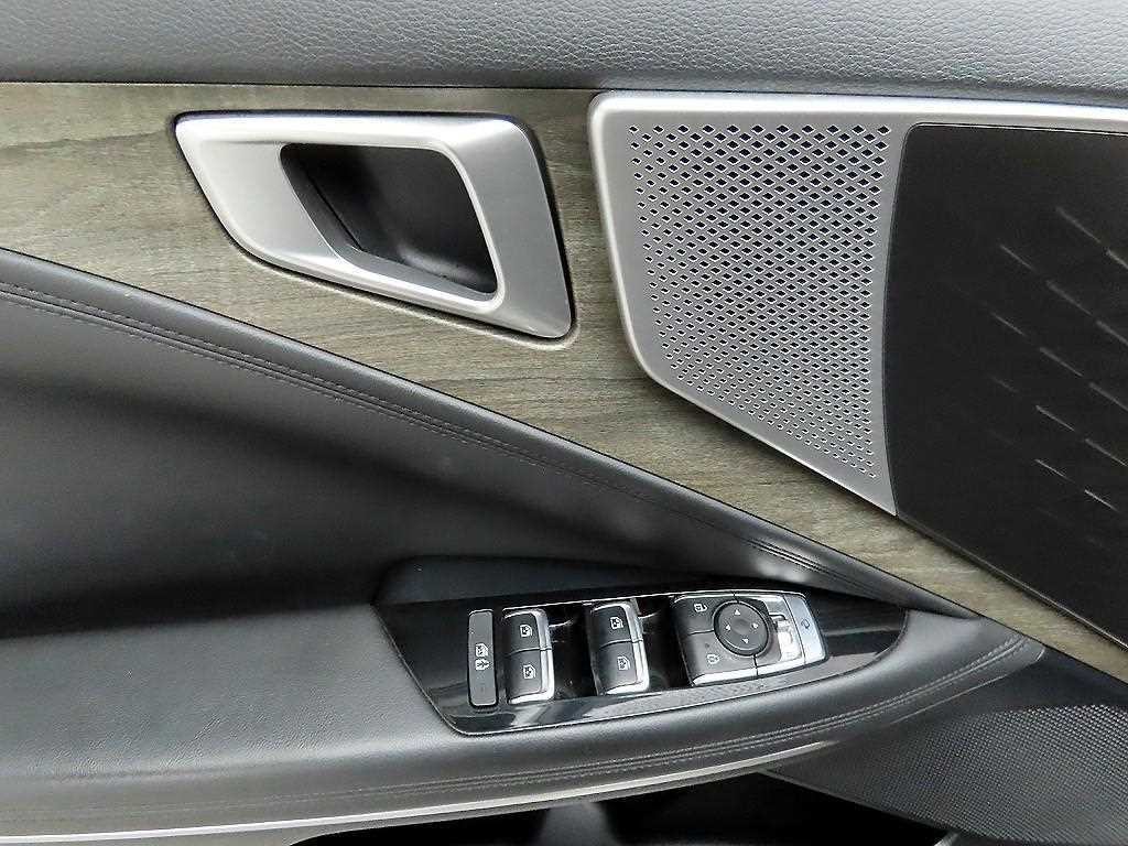 기아 K8 2.5 2WD 노블레스 라이트 이미지 11