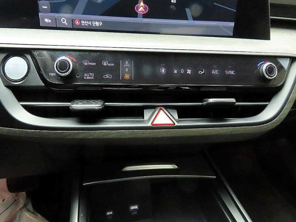 기아 K8 2.5 2WD 노블레스 라이트 이미지 16