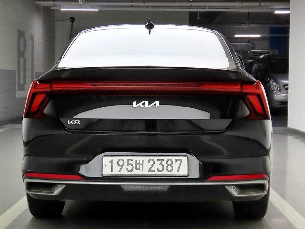 기아 K8 2.5 2WD 노블레스 라이트 이미지 3