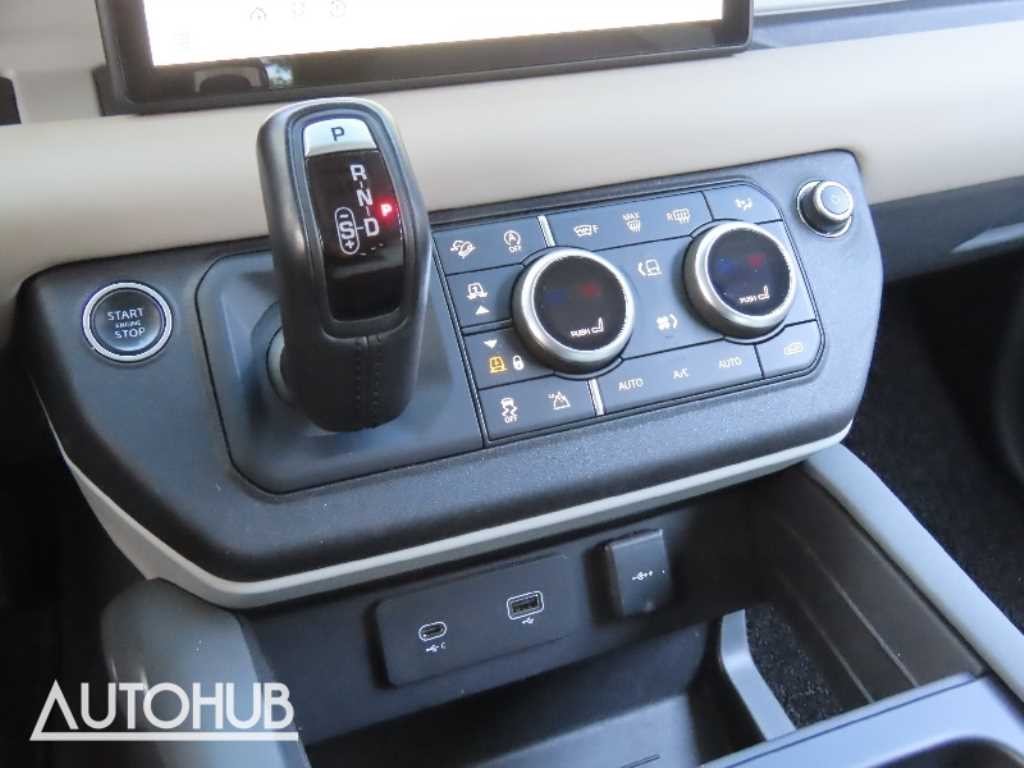 랜드로버 디펜더 디펜더 (L663) 110 D250 SE 이미지 7