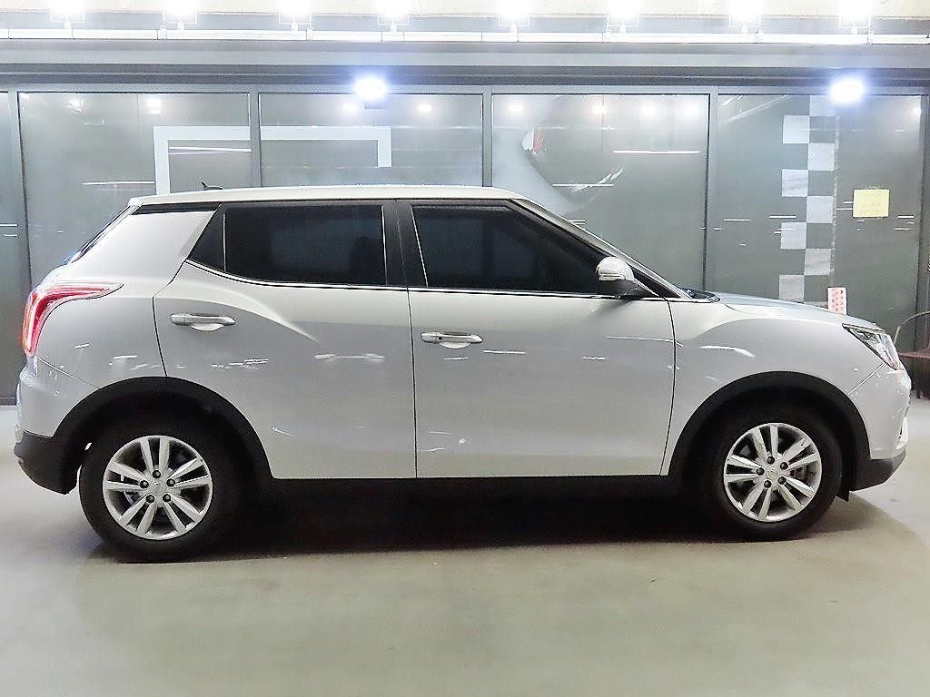 KG모빌리티(쌍용) 티볼리 티볼리 아머 2WD 가솔린 VX 이미지 3