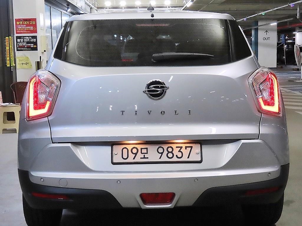 KG모빌리티(쌍용) 티볼리 티볼리 아머 2WD 가솔린 VX 이미지 5