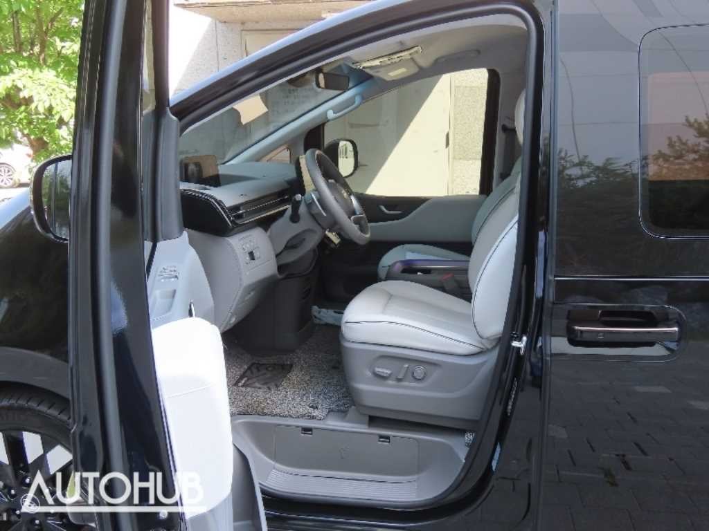 현대 스타리아 4WD 디젤 라운지 인스퍼레이션 이미지 14