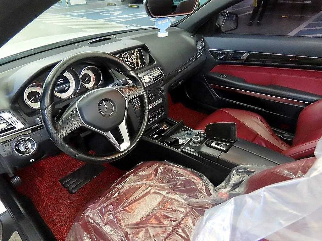 벤츠 E 클래스 E-클래스 W212 E200 카브리올레 이미지 15