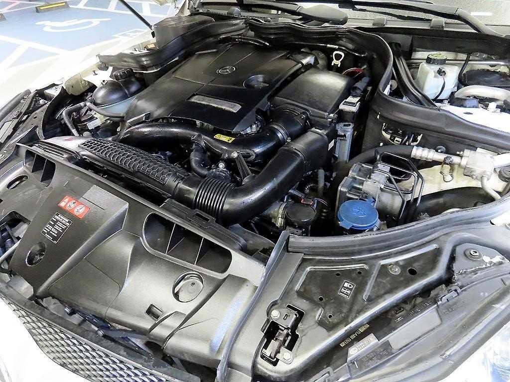 벤츠 E 클래스 E-클래스 W212 E200 카브리올레 이미지 19