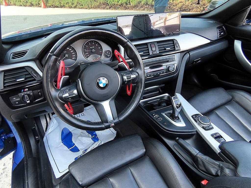 BMW 4시리즈 4시리즈 (F32) 428i 컨버터블 M 스포츠 이미지 9