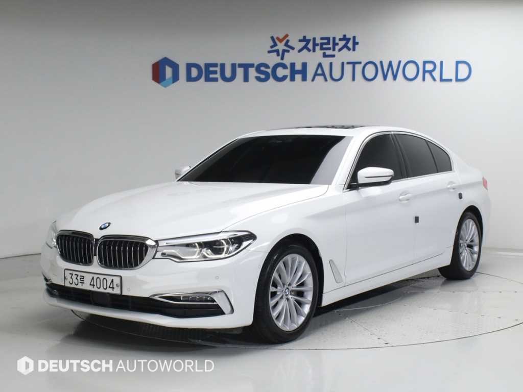 BMW 5시리즈 5시리즈 (G30) 520d 럭셔리 플러스 이미지 2