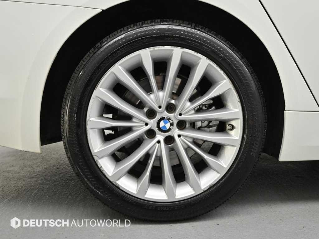 BMW 5시리즈 5시리즈 (G30) 520d 럭셔리 플러스 이미지 5