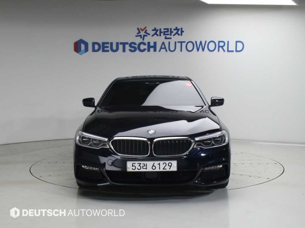 BMW 5시리즈 5시리즈 (G30) 530i M 스포츠 이미지 1