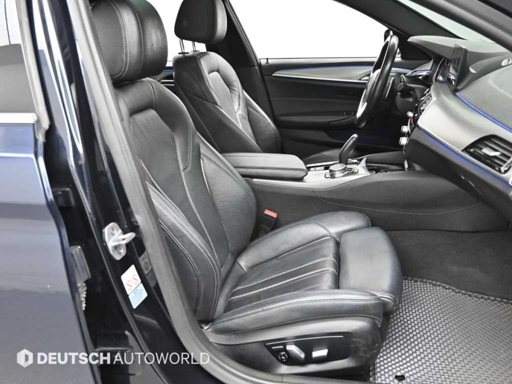 BMW 5시리즈 5시리즈 (G30) 530i M 스포츠 이미지 10