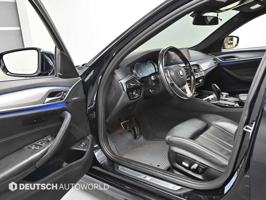 BMW 5시리즈 5시리즈 (G30) 530i M 스포츠 이미지 11