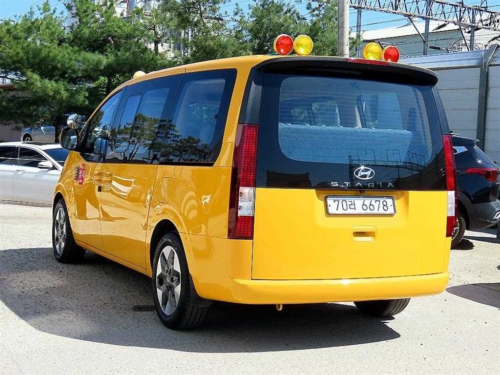 현대 스타리아 스타리아 킨더 15인승 어린이 보호차량 2WD LPG 이미지 3