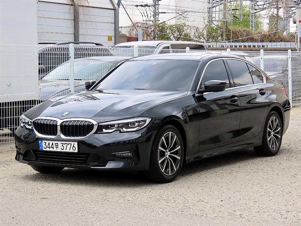 BMW 3시리즈 3시리즈 (G20) 320d 이미지 2