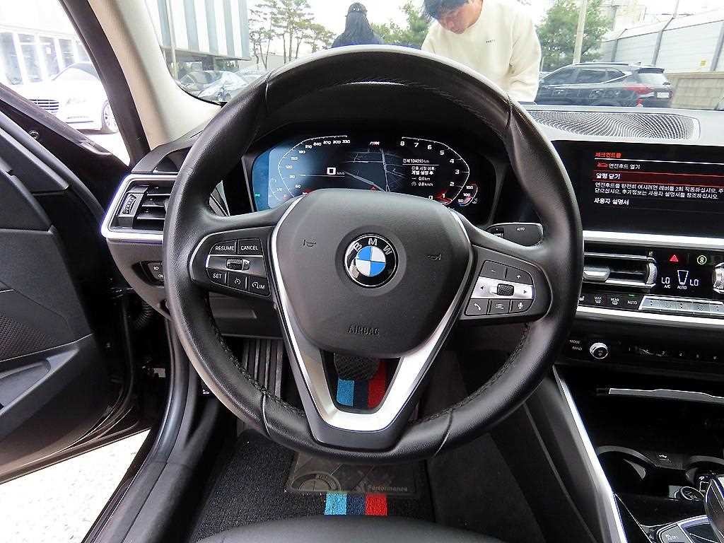 BMW 3시리즈 3시리즈 (G20) 320d 이미지 8