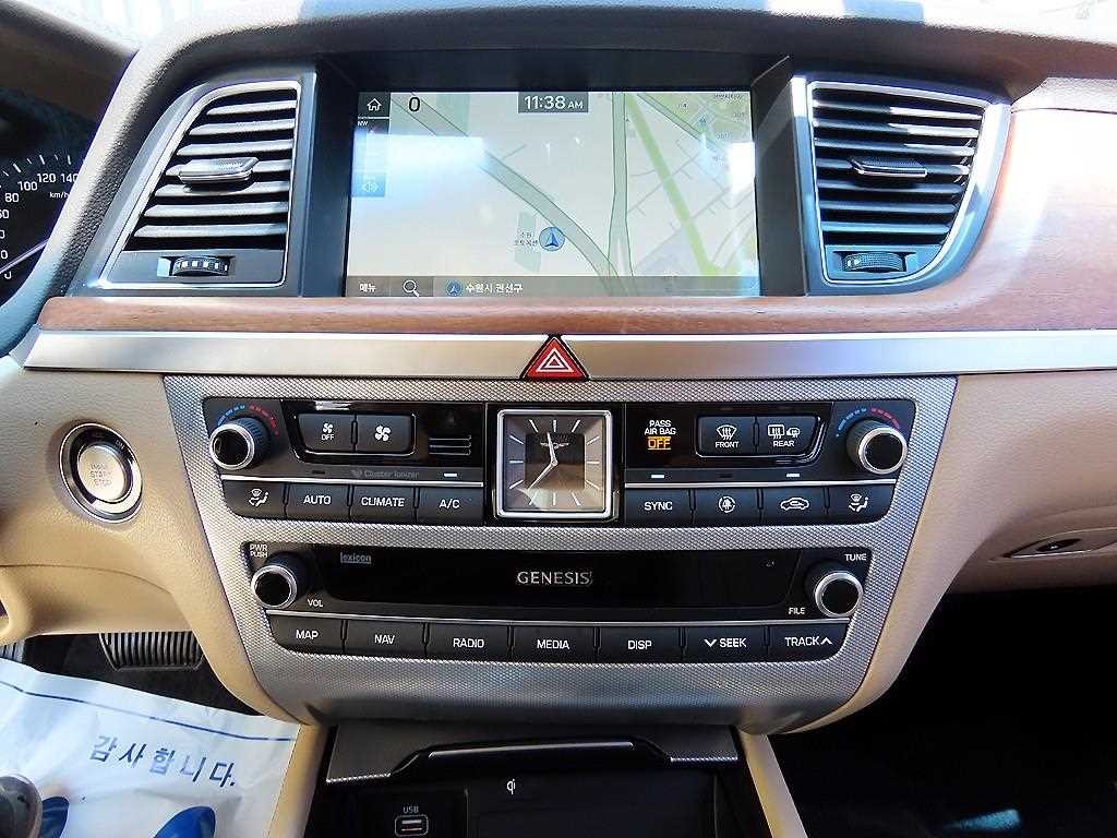제네시스 G80 3.3 GDI AWD 프리미엄 럭셔리 이미지 14