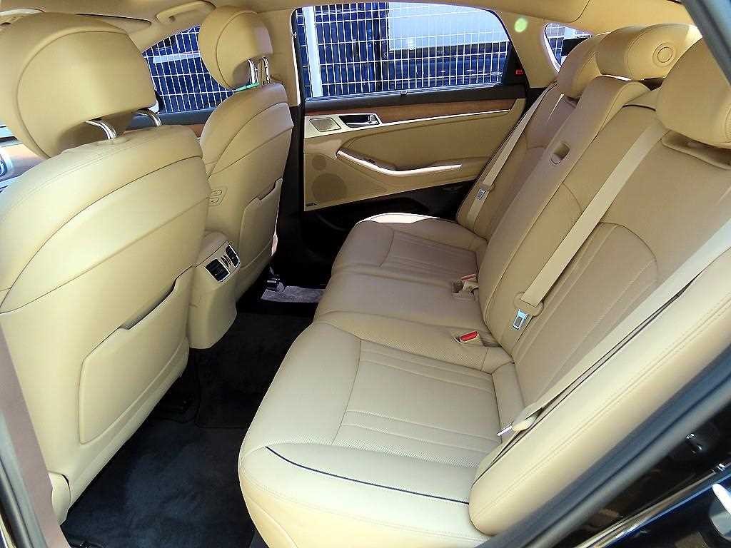 제네시스 G80 3.3 GDI AWD 프리미엄 럭셔리 이미지 6