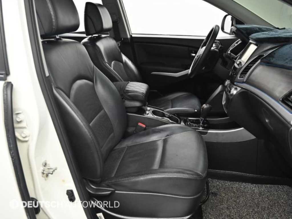 KG모빌리티(쌍용) 코란도 뉴코란도C 4WD 2.2 DX 이미지 10