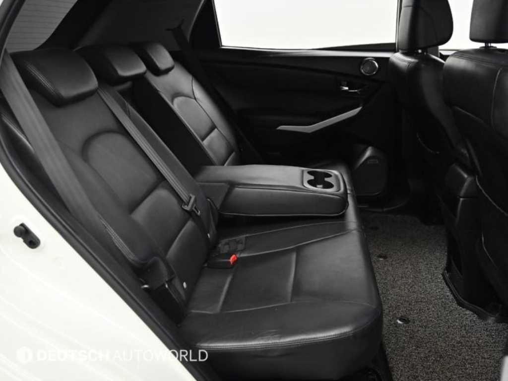 KG모빌리티(쌍용) 코란도 뉴코란도C 4WD 2.2 DX 이미지 12