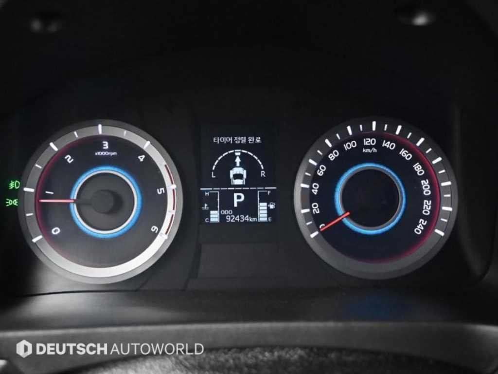 KG모빌리티(쌍용) 코란도 뉴코란도C 4WD 2.2 DX 이미지 8