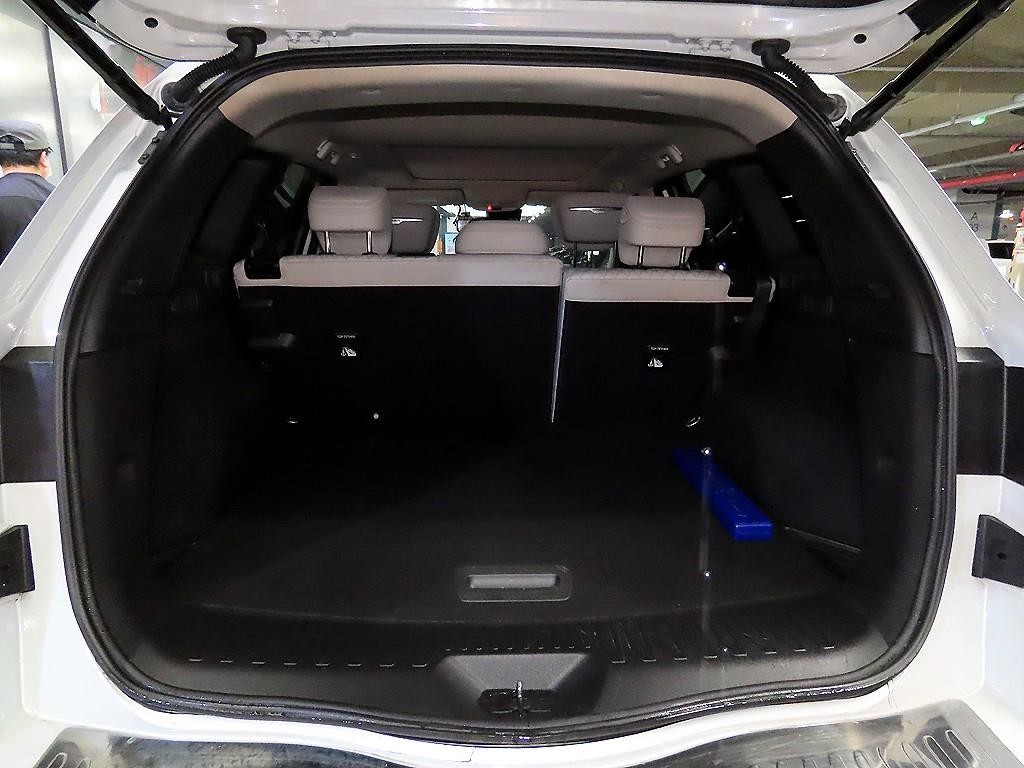 르노코리아(삼성) QM6 더뉴QM6 가솔린 2.0 GDe 프리미에르 2WD 이미지 16
