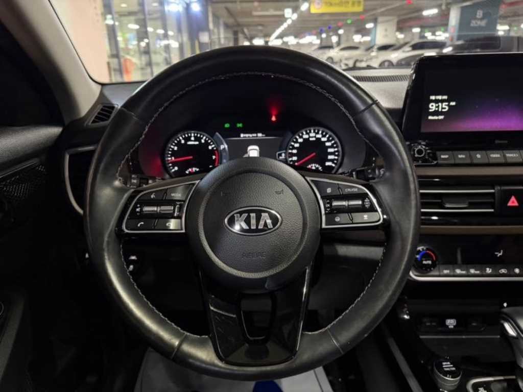 기아 셀토스 가솔린 1.6 터보 2WD 그래비티 이미지 8