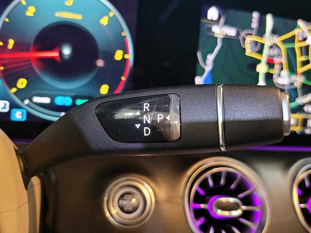 벤츠 E 클래스 E-클래스 W213 E300d 4MATIC 쿠페 이미지 11