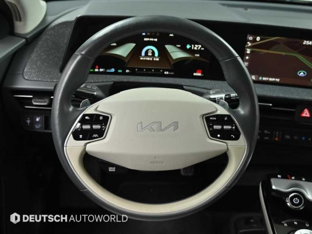 기아 EV6 롱레인지 AWD 어스 이미지 13
