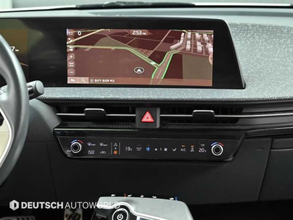 기아 EV6 롱레인지 AWD 어스 이미지 14