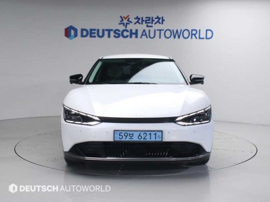 기아 EV6 롱레인지 AWD 어스 이미지 3