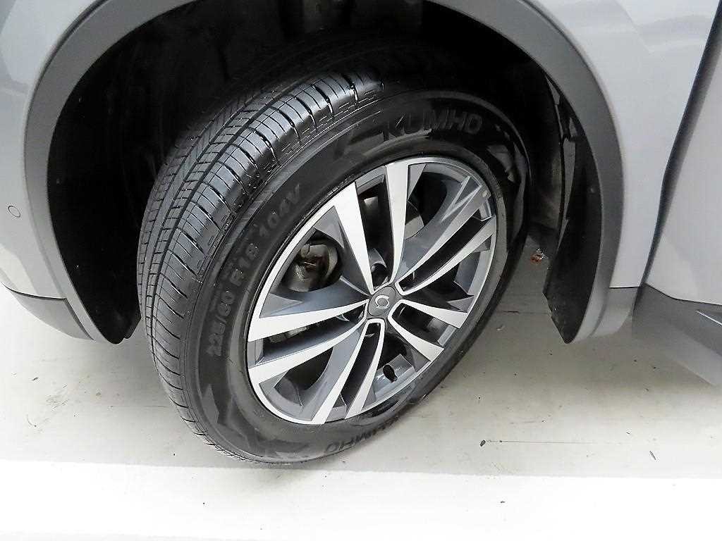 르노코리아(삼성) QM6 더뉴QM6 가솔린 2.0 GDe LE 2WD 이미지 19