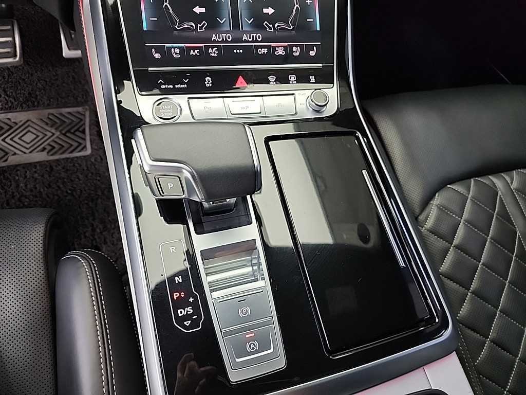 아우디 Q8 50 TDI 콰트로 프리미엄 이미지 8