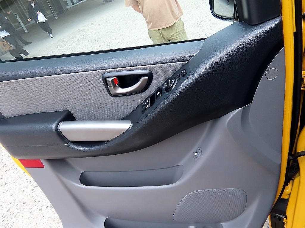 현대 스타렉스 그랜드 스타렉스 12인승 왜건 2WD 어린이보호차 CVX 럭셔리 이미지 12